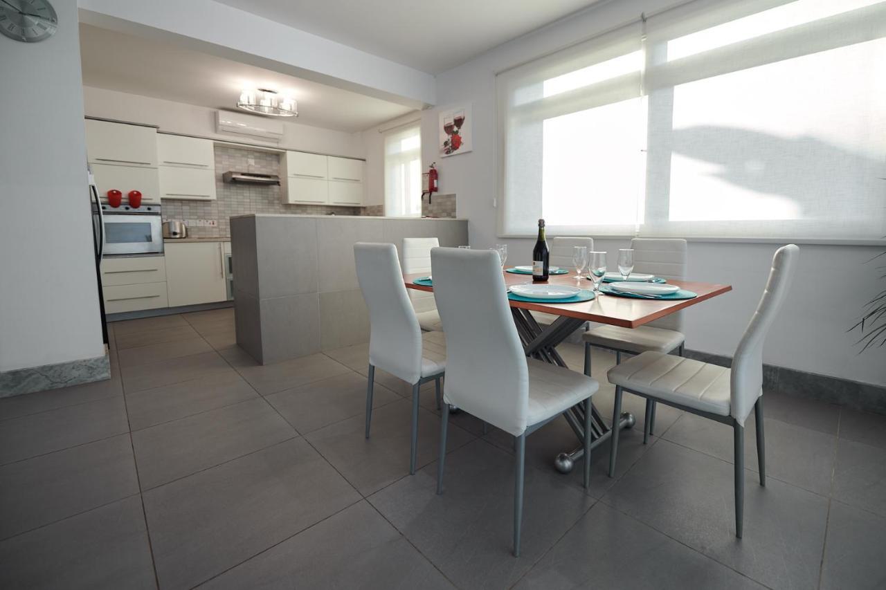 Beach Front Bella Vista By Ezoria Villas Protaras Exterior foto